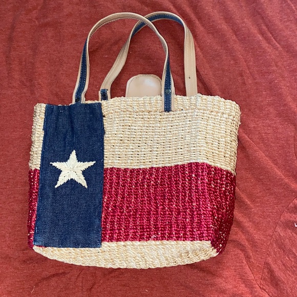 Q & A Handbags - Q & A TEXAS FLAG Straw Small Tote